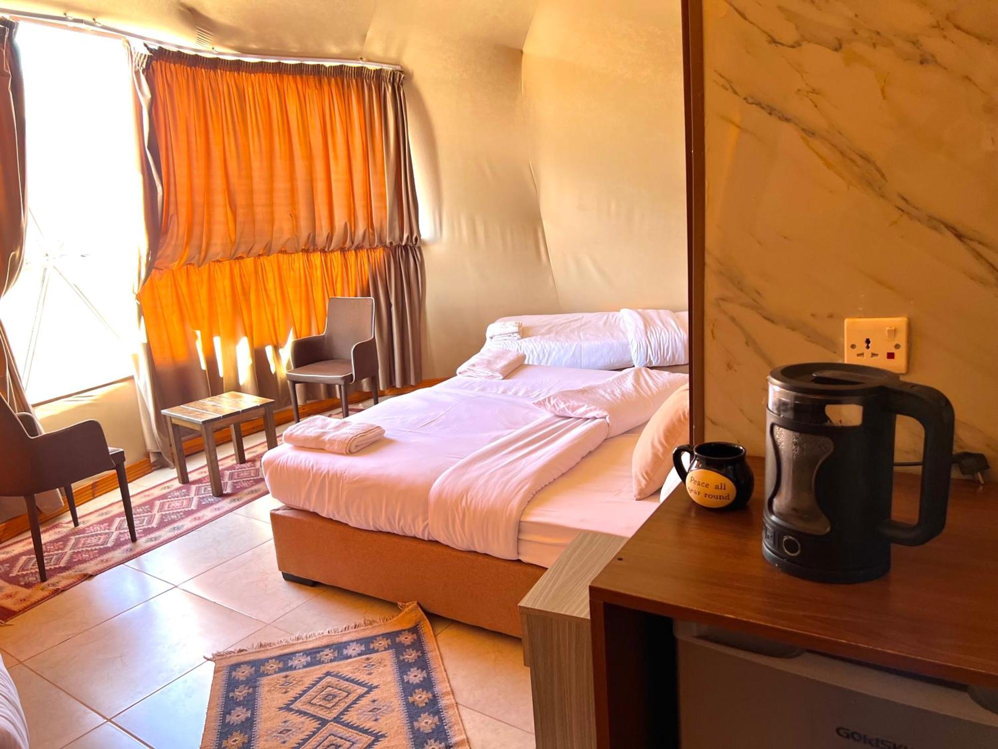 Angelina Wadi Rum Camp Ngoại thất bức ảnh