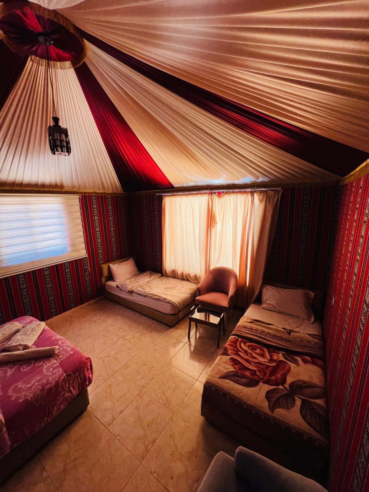 Angelina Wadi Rum Camp Ngoại thất bức ảnh