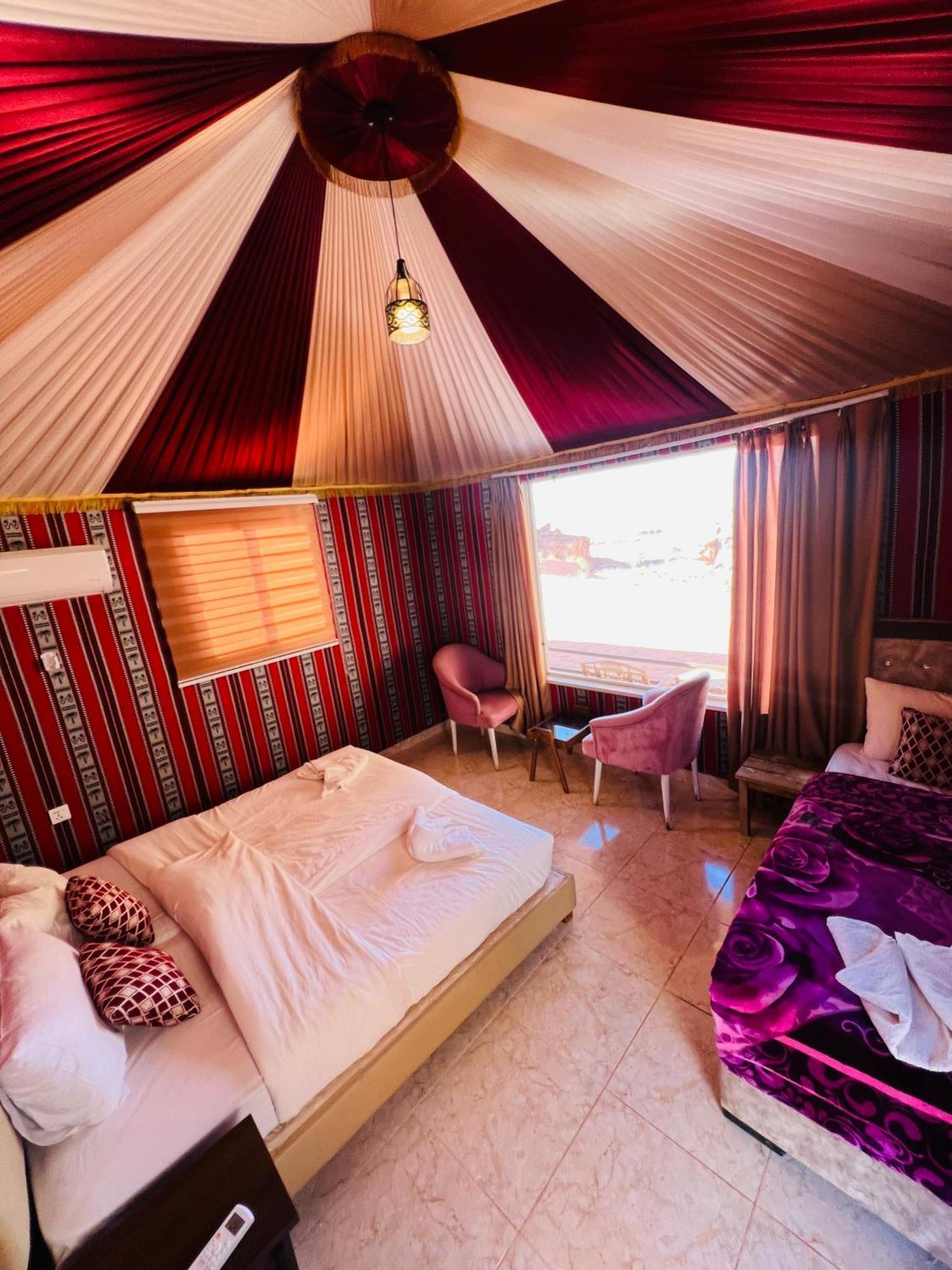 Angelina Wadi Rum Camp Ngoại thất bức ảnh